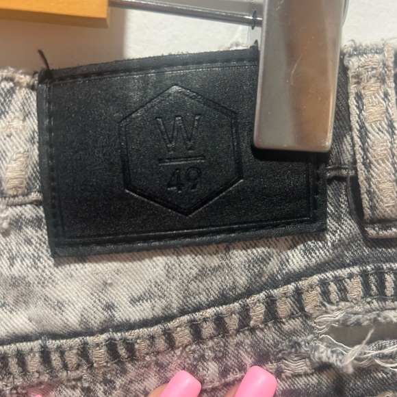 WEST 49 size 13/14 skinny fit distressed jeans, frayed hems, zipper buckle front - Picture 5 of 7